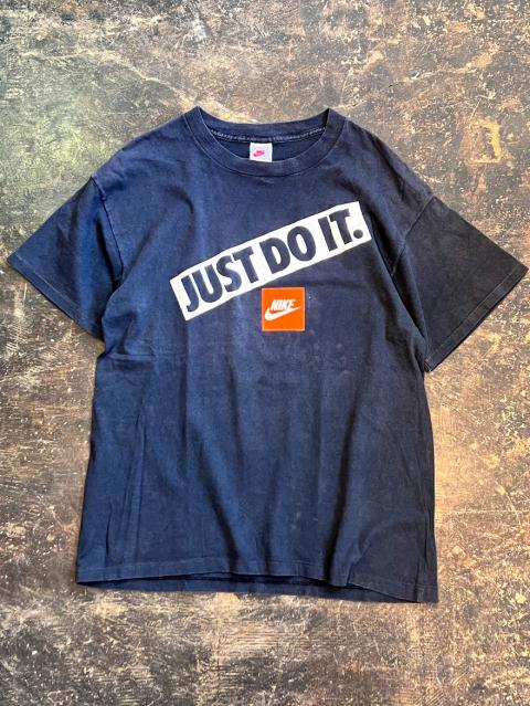 LATE 80'S-EARLY 90'S NIKE T-SHIRT Made In USA